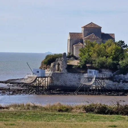 Escapade Entre Vignes Et Nyaraló *