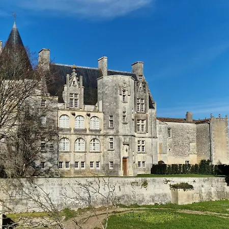Escapade Entre Vignes Et *